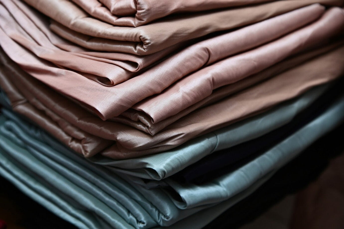 thai silk dress fabric the story of Thai silkand how to wear it