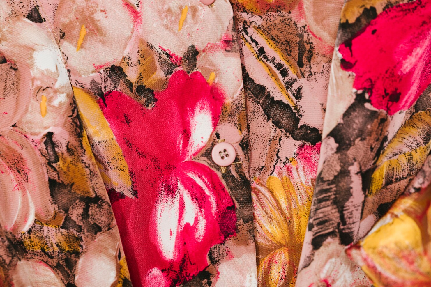 Digital Printing in Bangkok: A Designer’s Secret Weapon for Unique Apparel