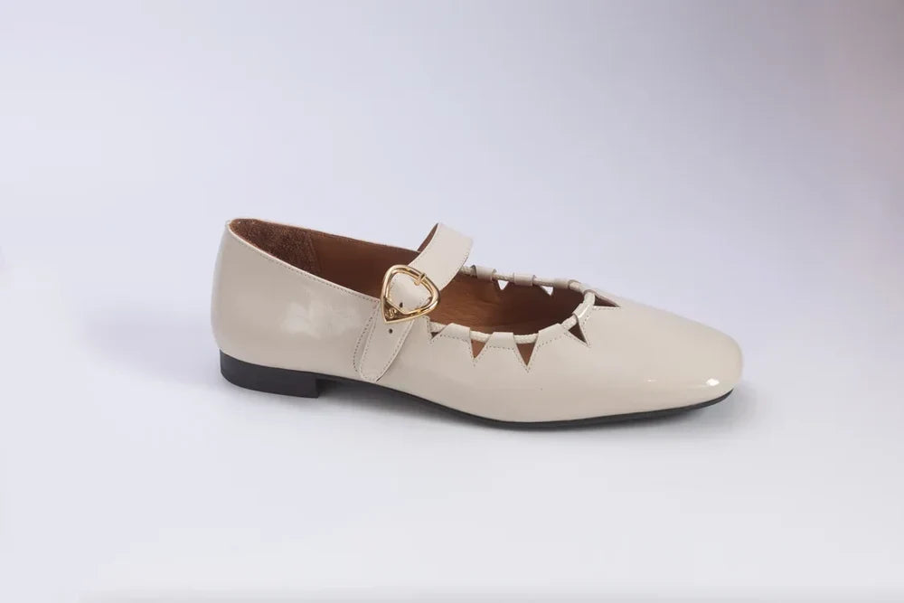 Looking Beyond Vionic Shoes in Singapore: Luxury Dress Shoe Options 
