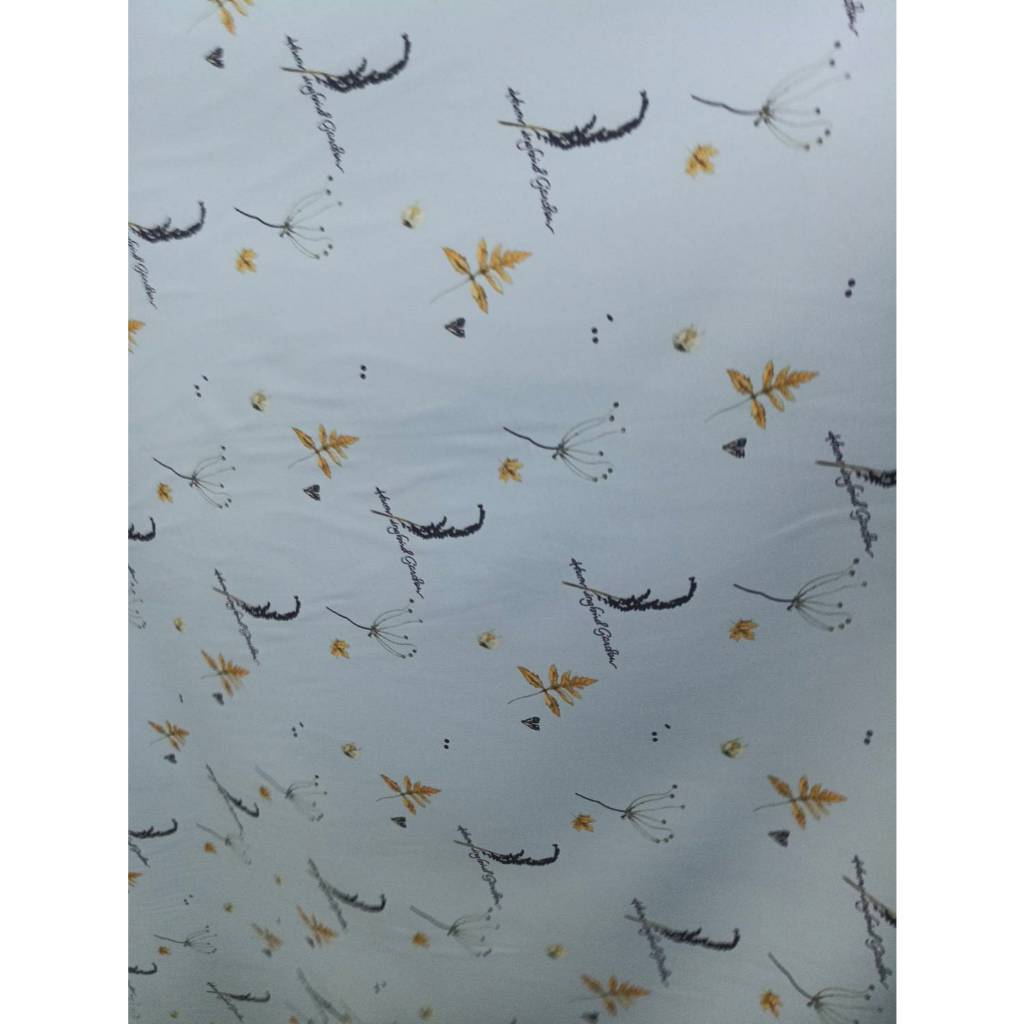 ผ้าไหมอิตาลีพิมพ์ลายน่ารัก มีหลายลาย หน้ากว้าง 58" เนื้อผ้าพลิ้ว เย็นใส่สบาย ขนาด 1 เมตร พร้อมส่ง